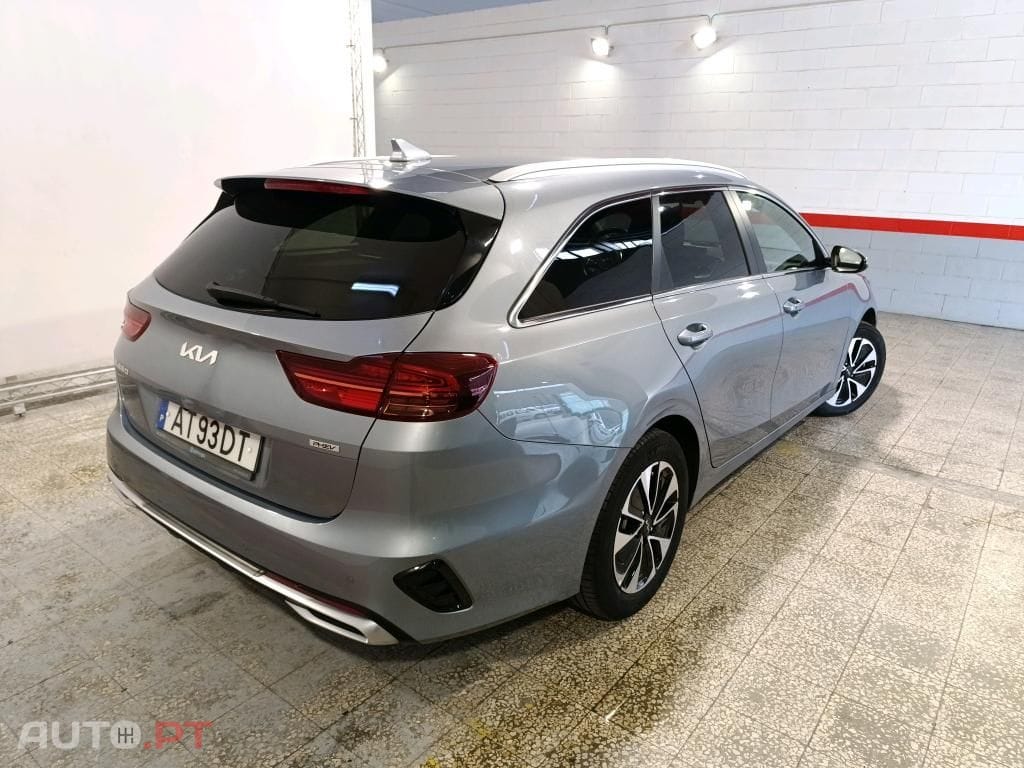 Kia Ceed 1.6 GDi PHEV Drive 6DCT