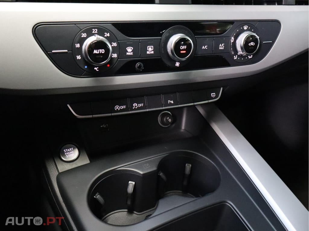 Audi A4 30 TDI S tronic Avant