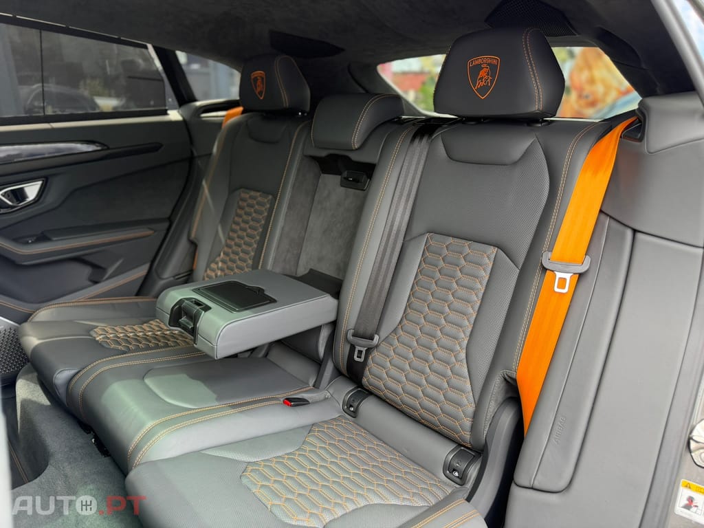 Lamborghini Urus 4.0 V8