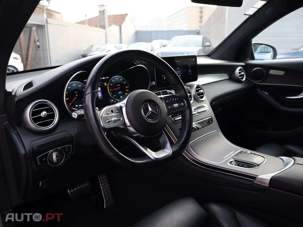 Mercedes-Benz GLC 300 de Coupe 4Matic 9G-TRONIC AMG Line