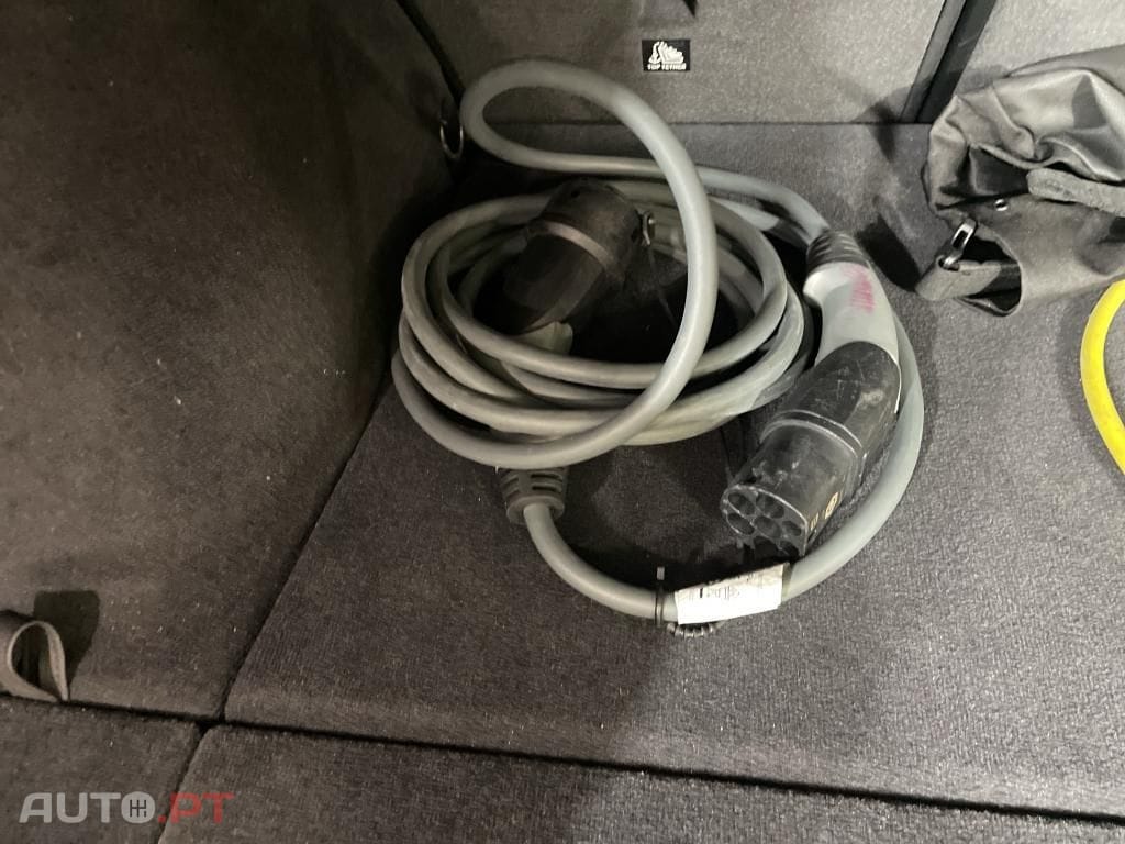 BMW 320 e Pack Essence Auto
