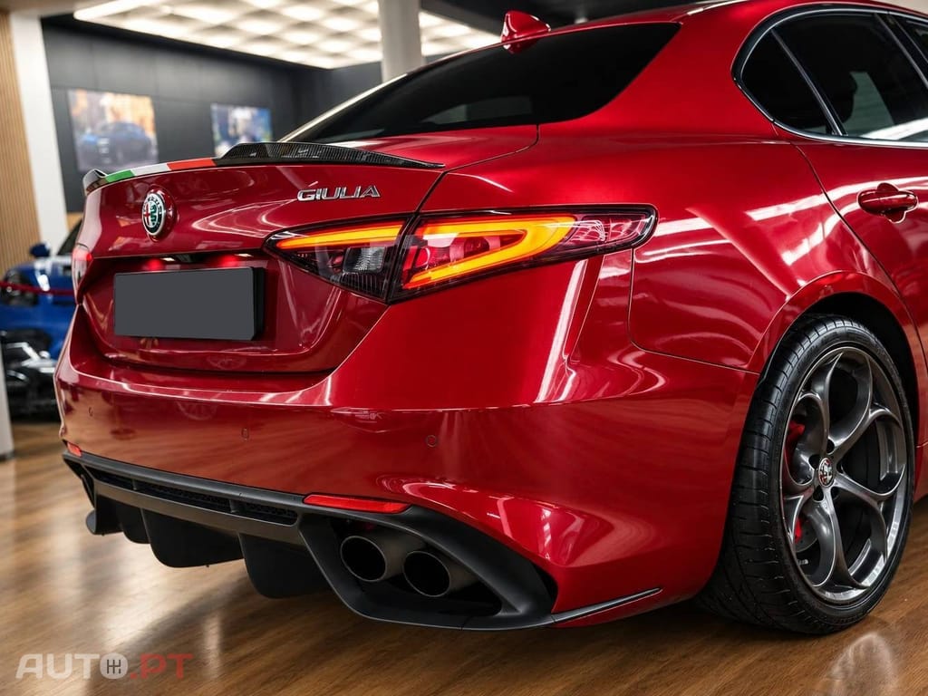 Alfa Romeo Giulia 2.9 Bi-Turbo Quadrifoglio AT8