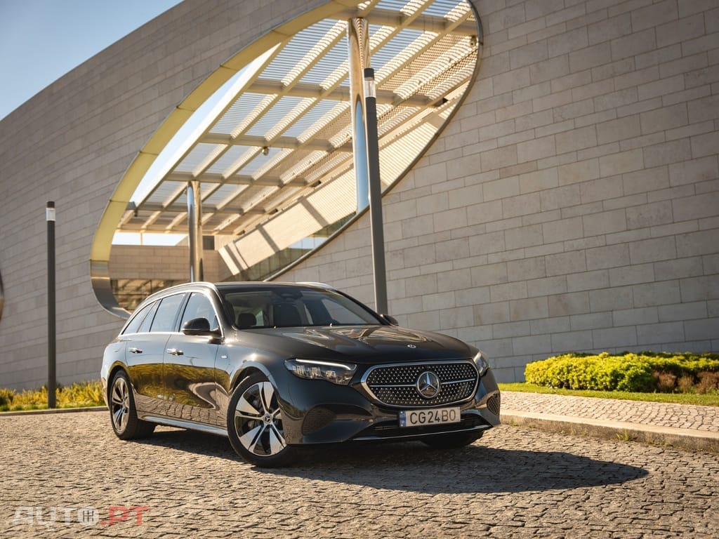 Mercedes-Benz E 300 e Avantgarde