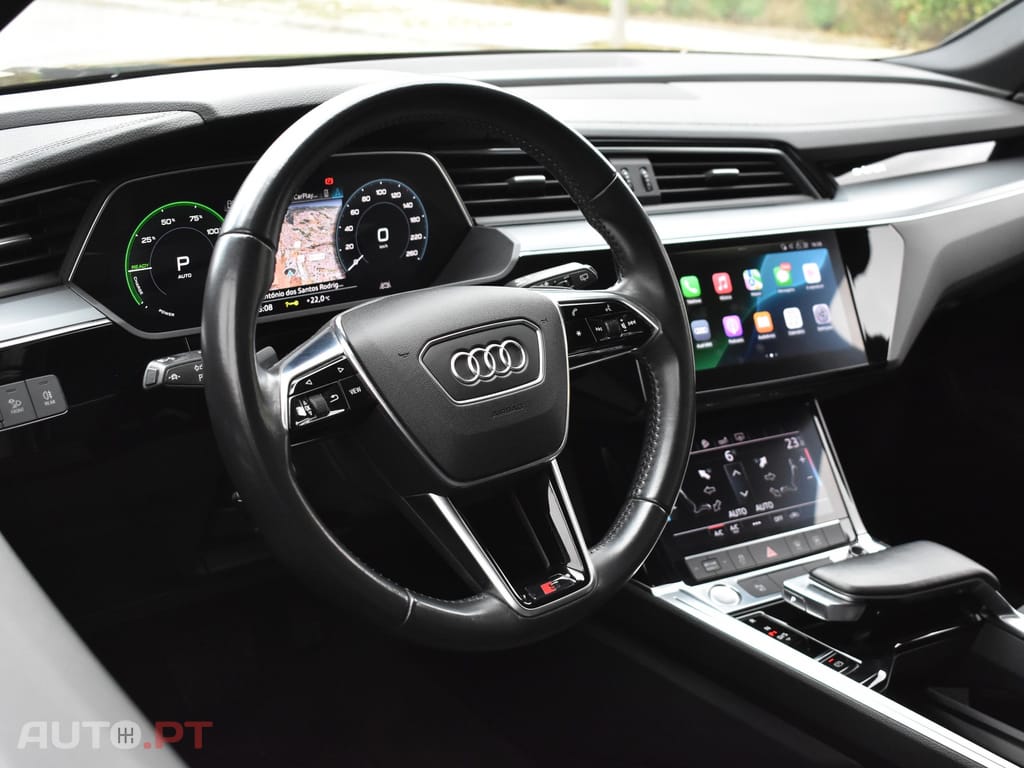 Audi E-Tron 55 quattro S line