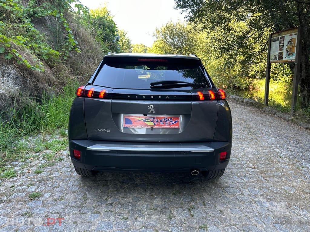 Peugeot 2008 1.5 BlueHDi Allure EAT8