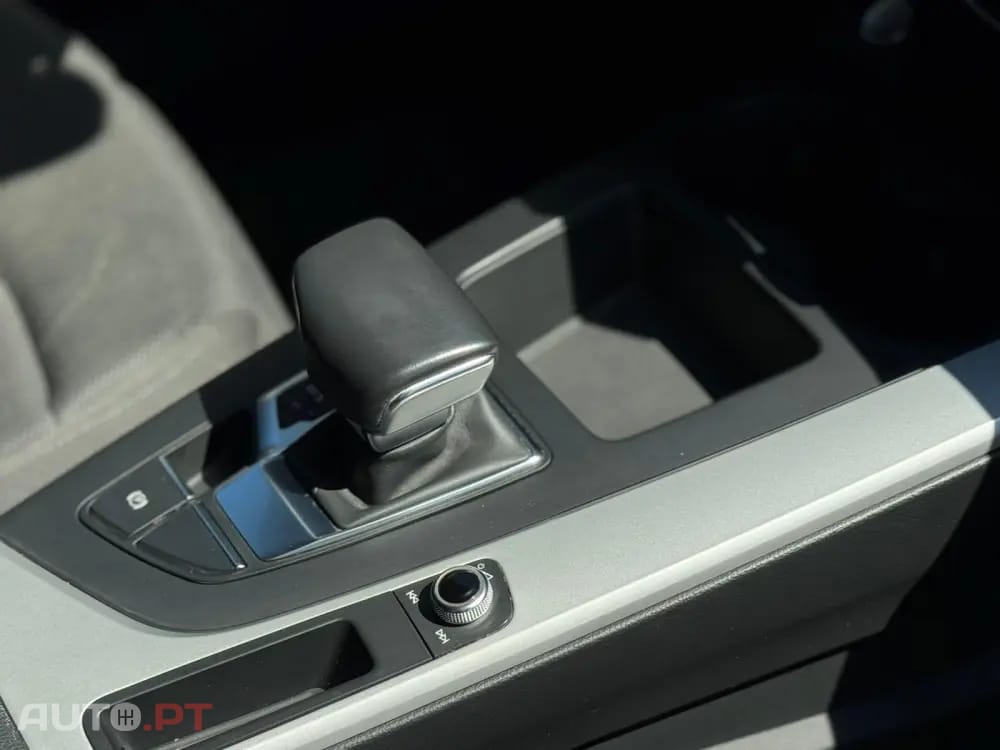 Audi A4 2.0 TDI multitronic Business Line