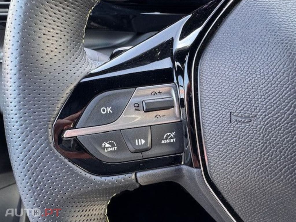 Peugeot 408 Hybrid Plug-in GT I.V.A DEDUTIVEL 