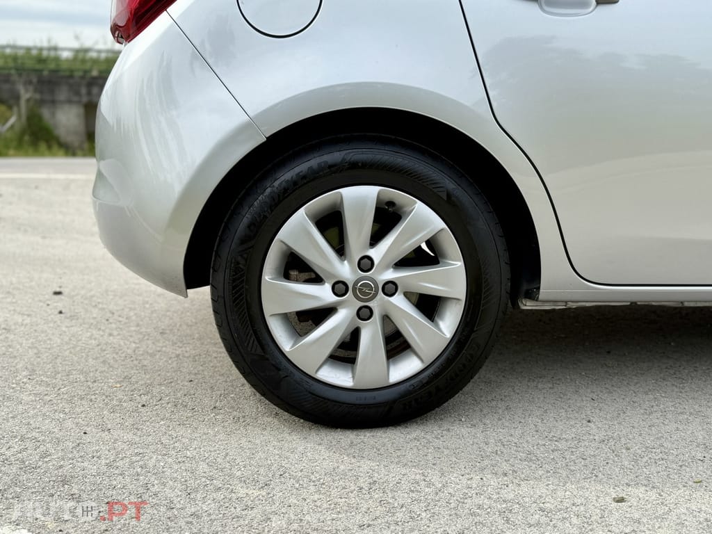 Opel Corsa E 1.3 CDTI