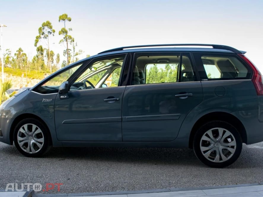 Citroen C4 Picasso Outro