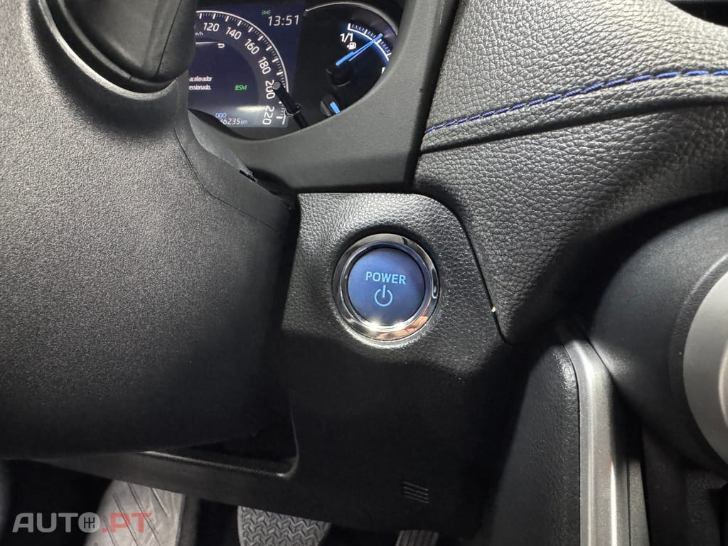 Toyota RAV4 HDF Square Collection