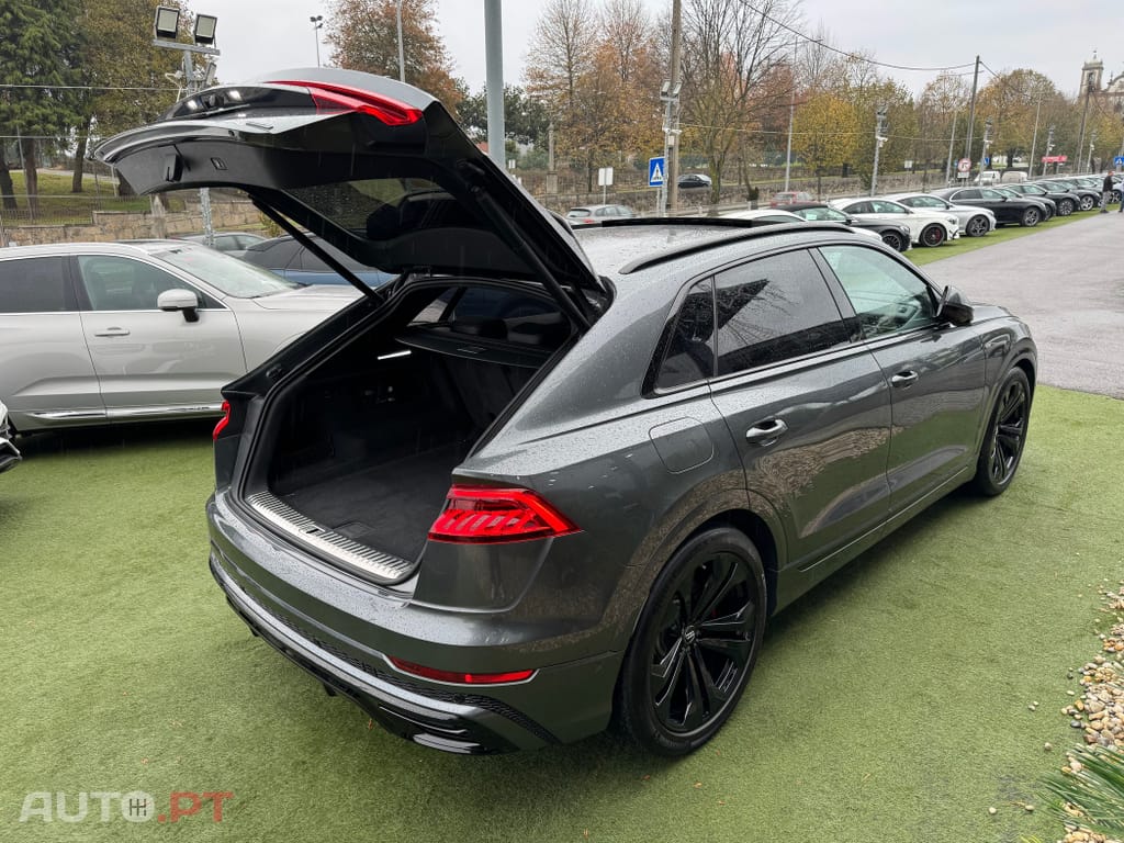Audi Q8 50 TDI quattro Tiptronic