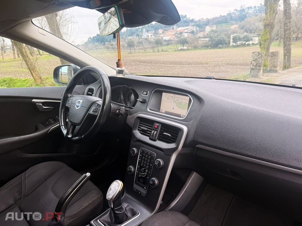 Volvo V40 1.6 D2 Momentum