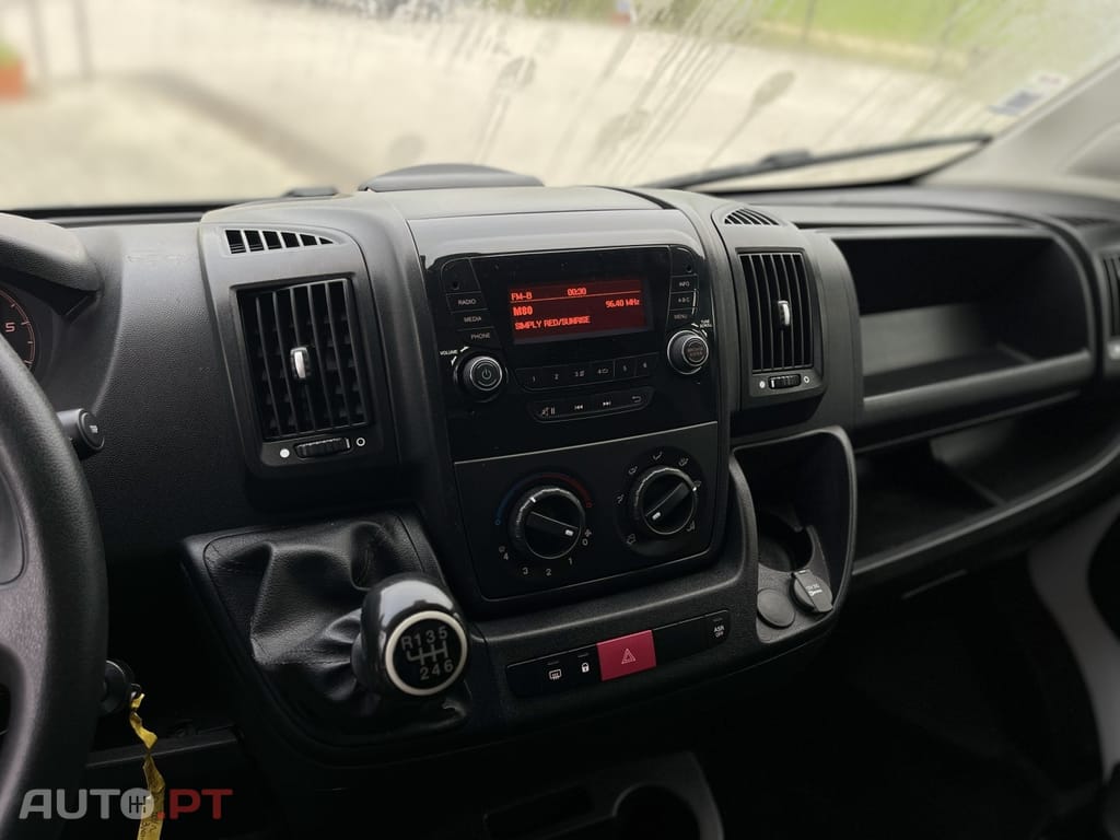 Peugeot Boxer 2.2 BLUE HDI