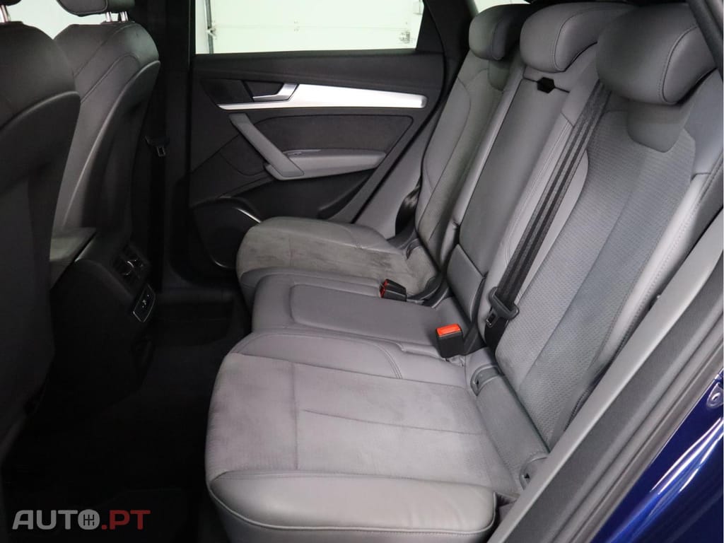 Audi Q5 50 TFSIe quattro S tronic Advance PHEV