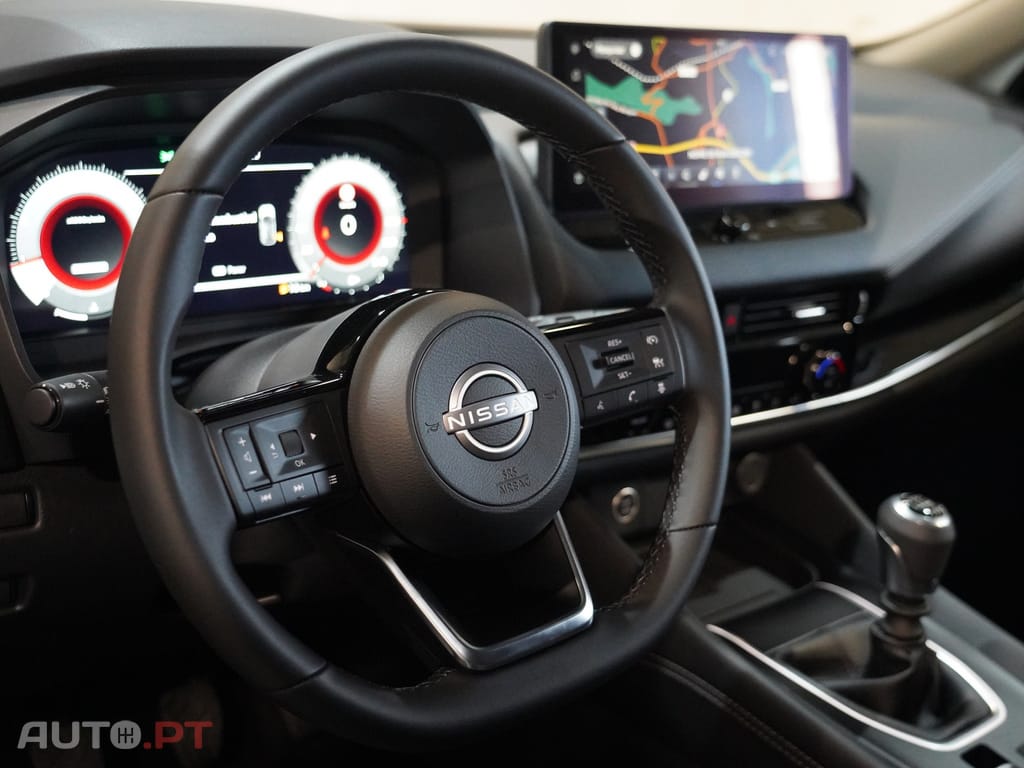 Nissan Qashqai 1.3 DIG-T N-Connecta LED+TT+SKY