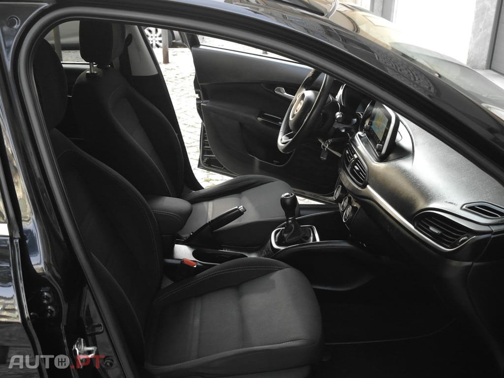 Fiat Tipo 1.3 M-Jet Easy