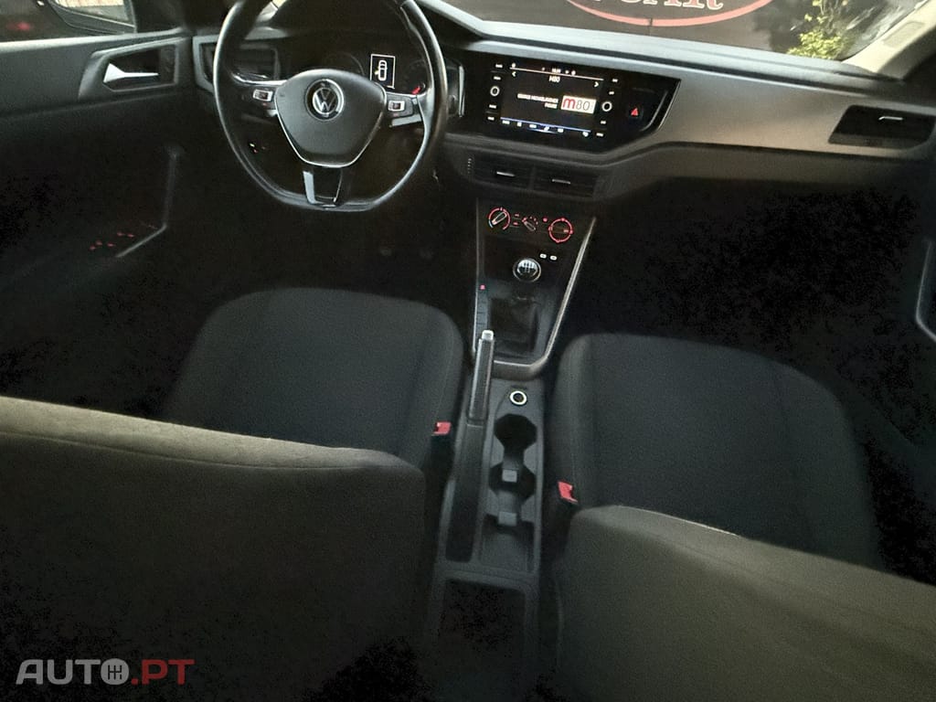 Volkswagen Polo 1.0 Confortline