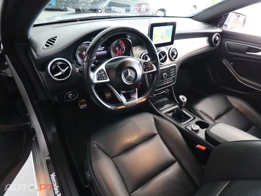 Mercedes-Benz CLA 180 CDi AMG Line
