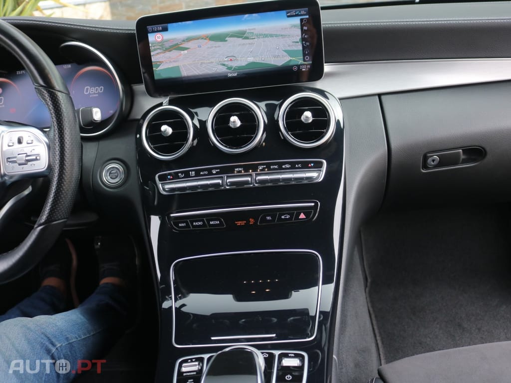 Mercedes-Benz C 220 d AMG Line
