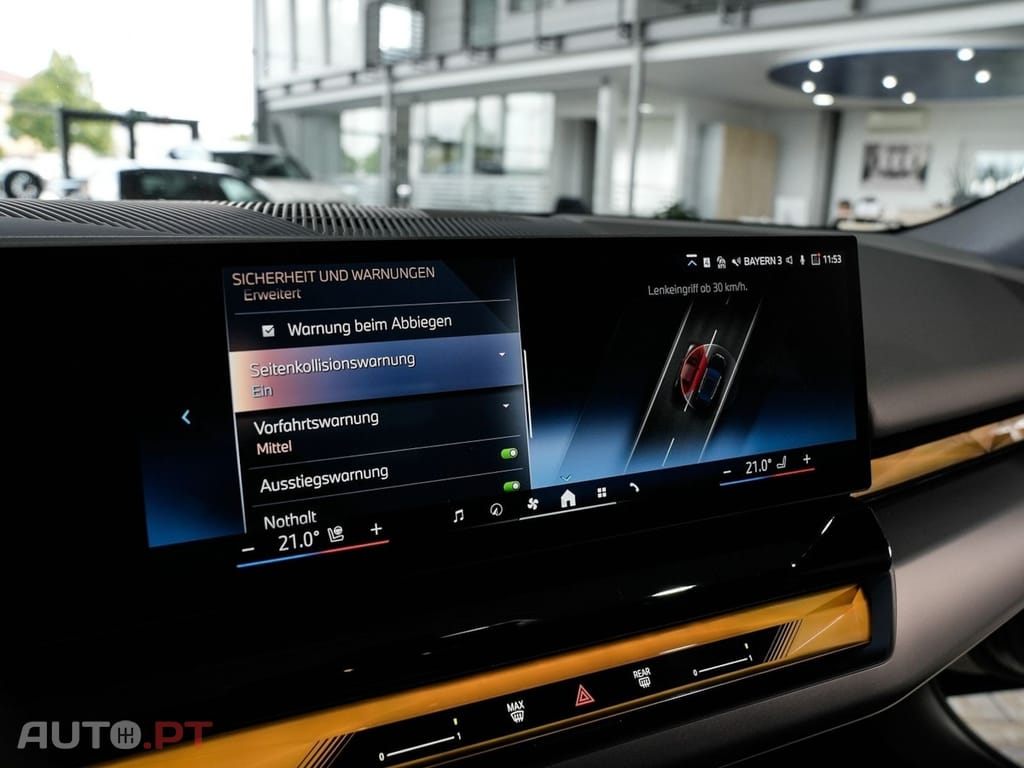 BMW i5 eDrive40