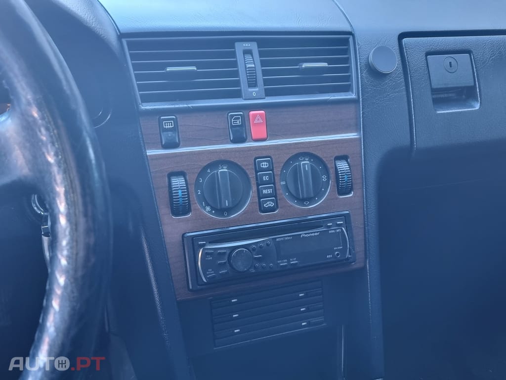 Mercedes-Benz C 250 D Elegance