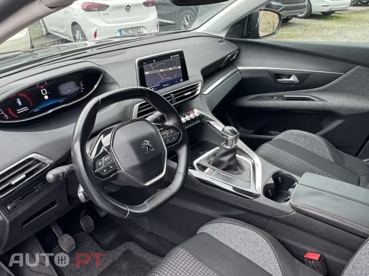 Peugeot 3008 1.5 BlueHDi Active Pack