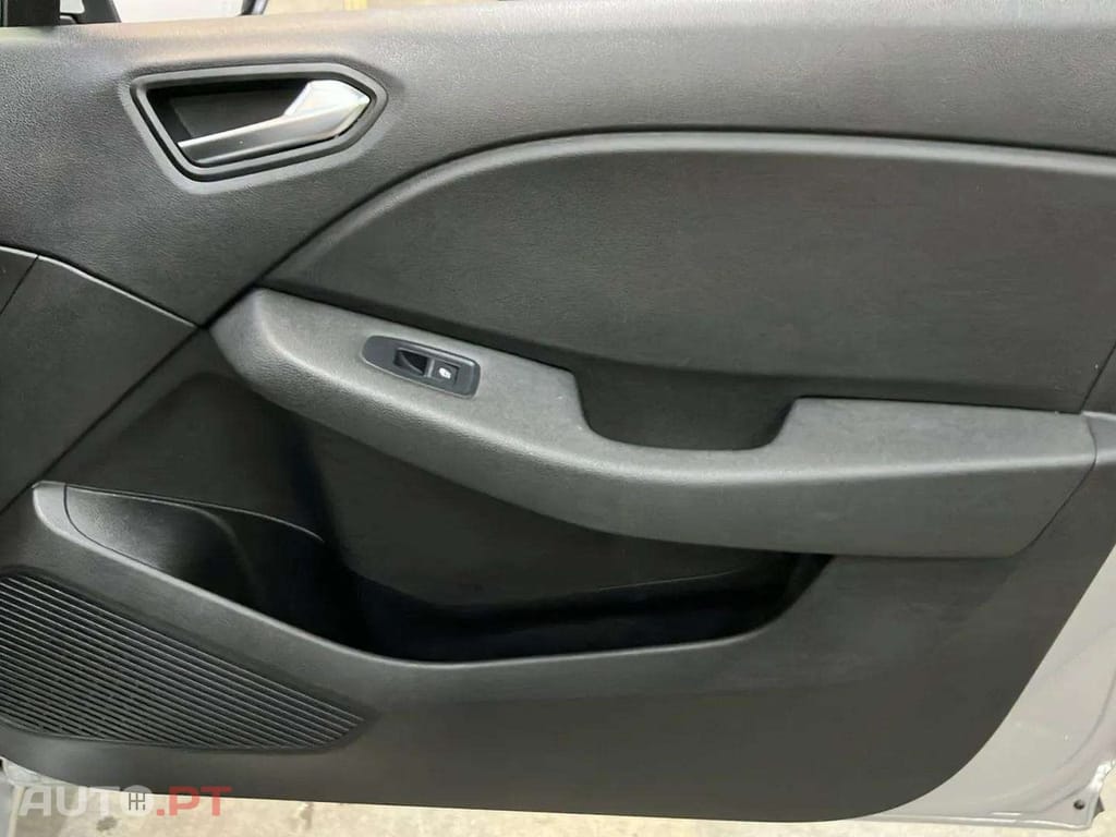 Renault Clio 1.6 E-Tech Intens