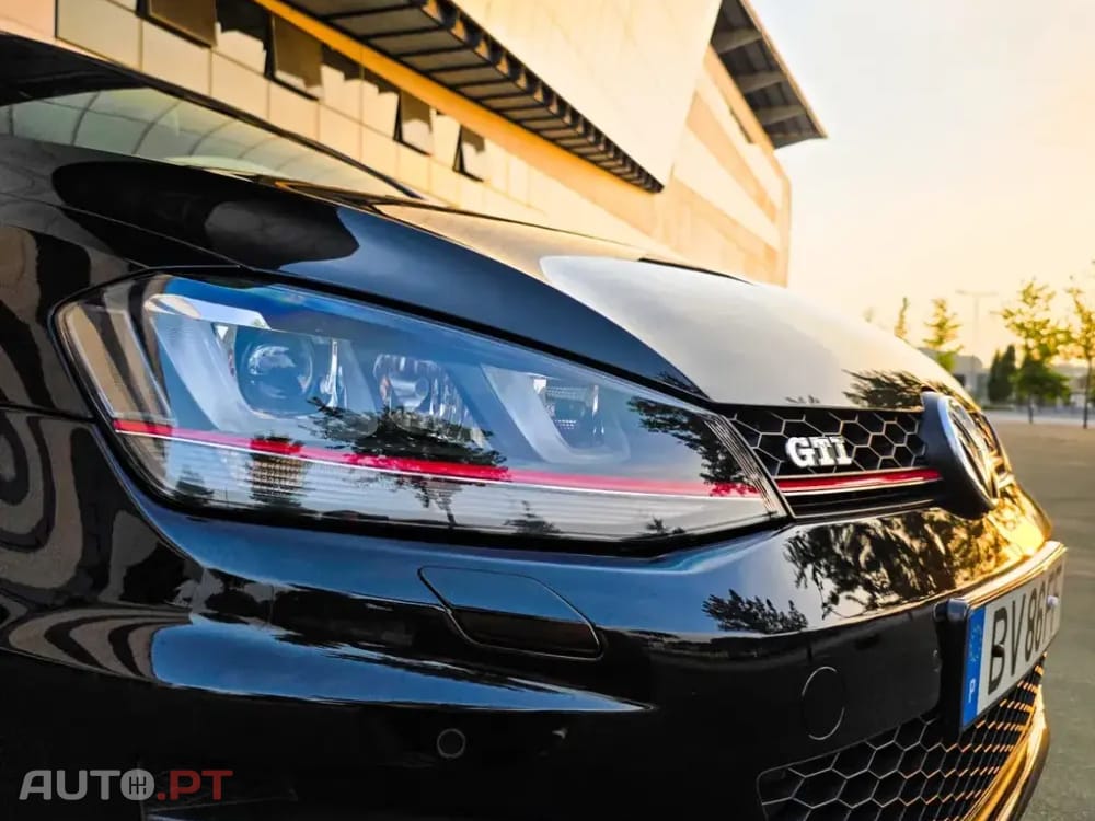 Volkswagen Golf 2.0 TSi GTI