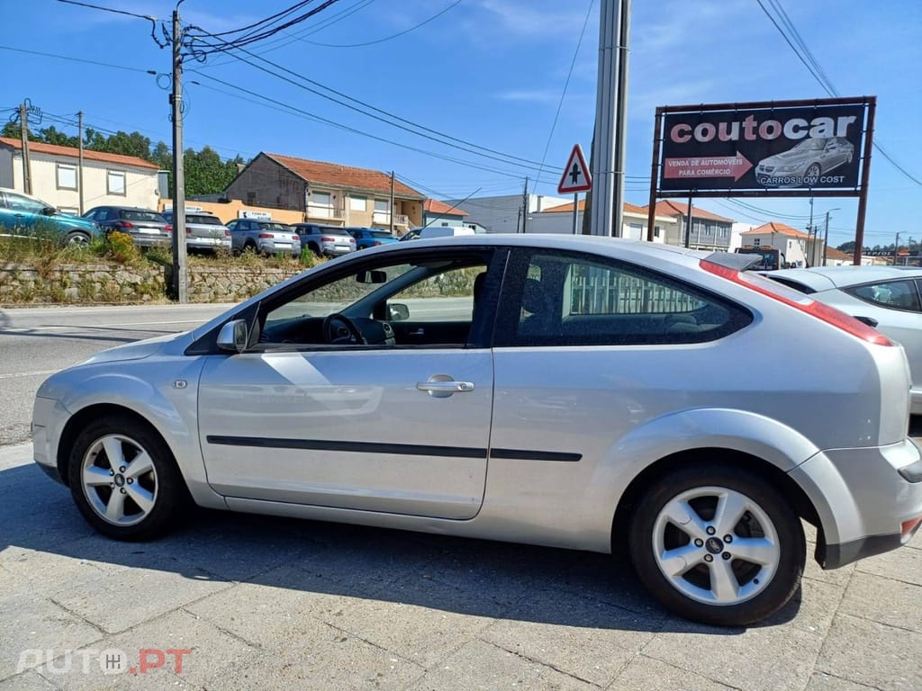 Ford Focus 1.4 16V Sport