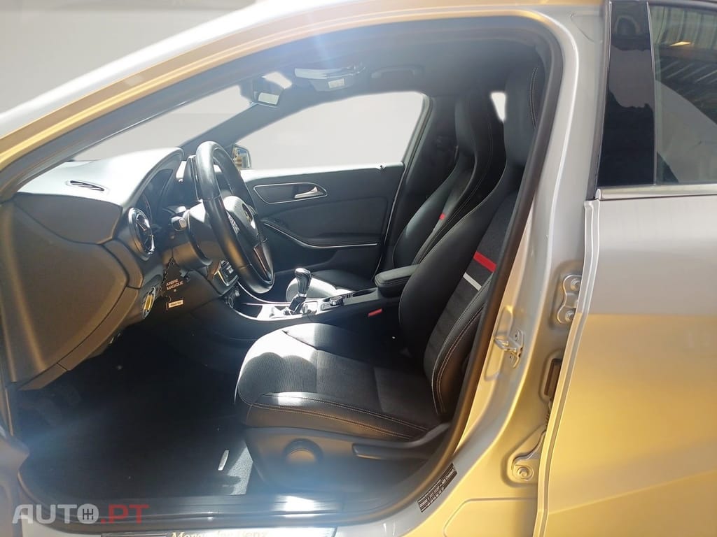 Mercedes-Benz A 200 (BlueEFFICIENCY)
