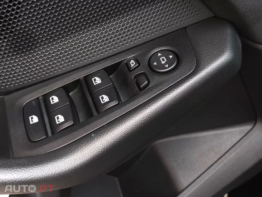 BMW 116 d Advantage — fotografia 28