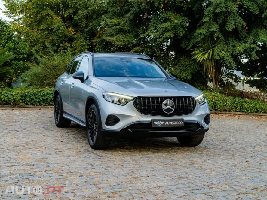 Mercedes-Benz GLC 300 e 4Matic 9G-TRONIC AMG Line Advanced
