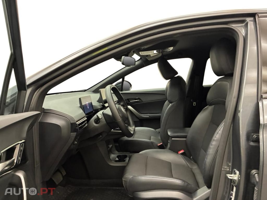 MG MG4 64 kWh Luxury
