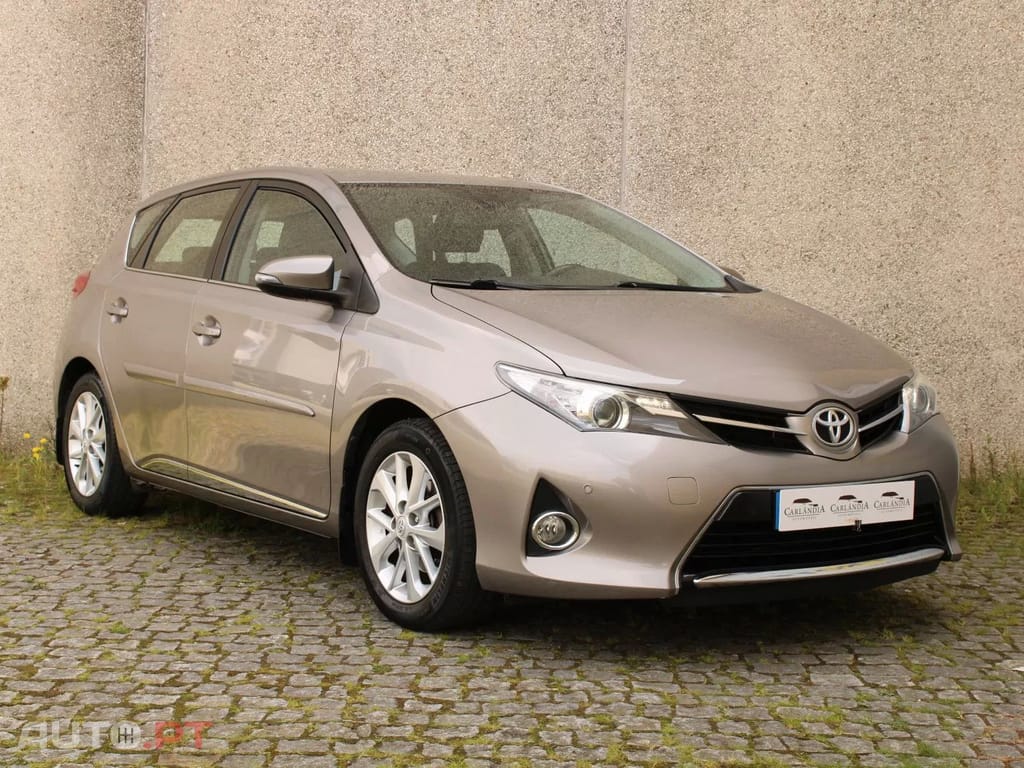 Toyota Auris 1.4 D-4D Exclusive+Navi