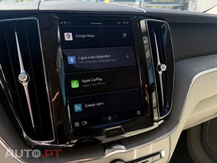 Volvo XC 60 2.0 T6 PHEV Core AWD — fotografia 24
