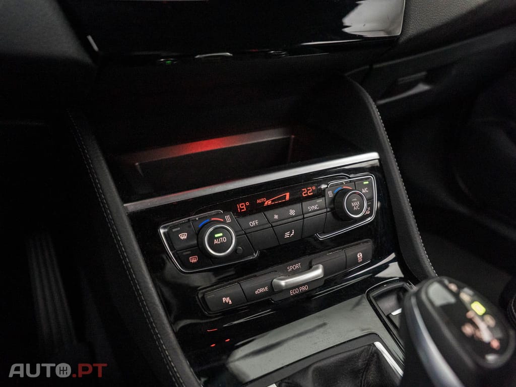BMW 225 Line Sport