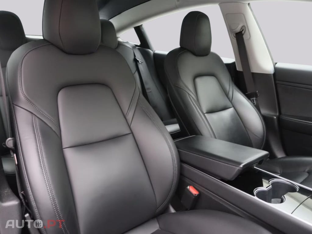 Tesla Model 3 Standard RWD Plus 92%