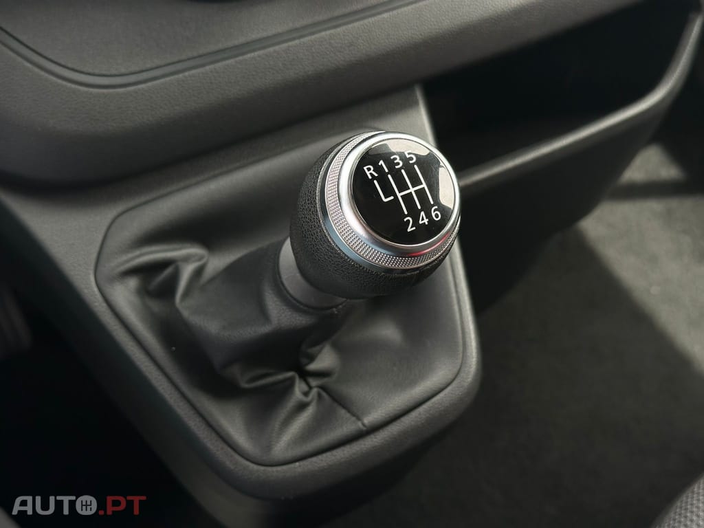 Renault Trafic 2.0 Blue dCi L2 Grand SpaceClass