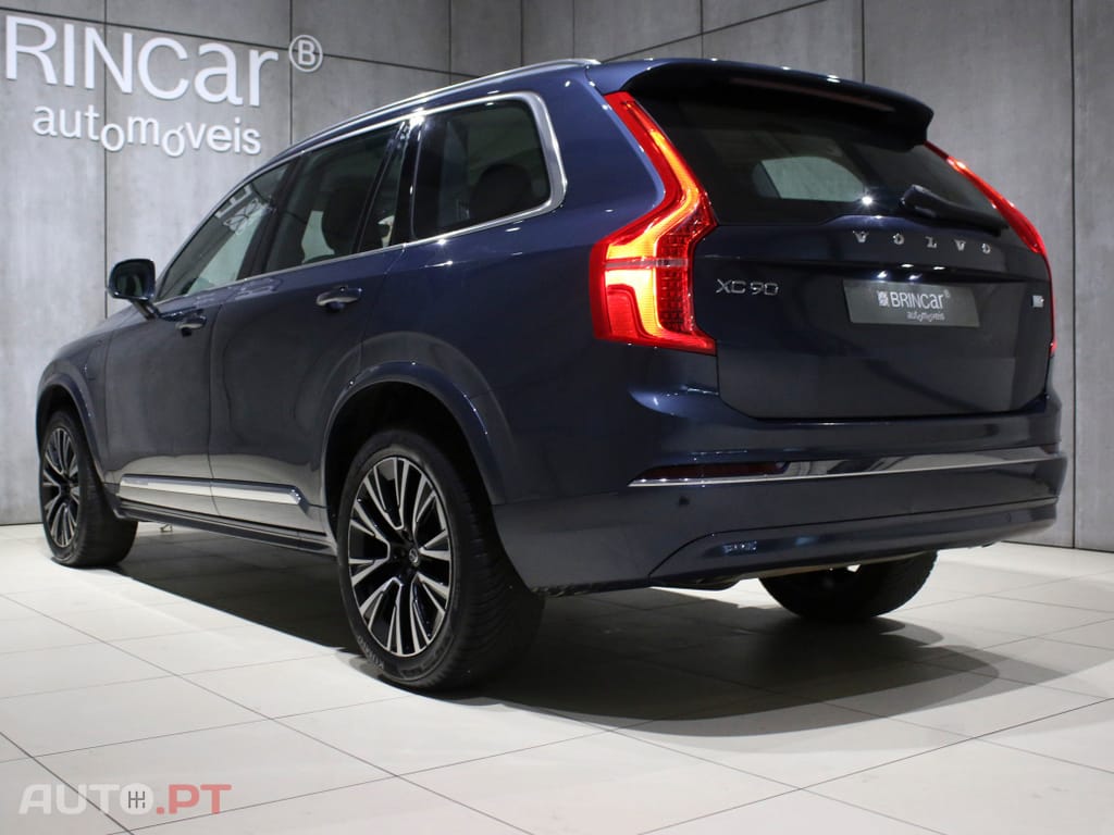 Volvo XC90 2.0 T8 PHEV Core AWD