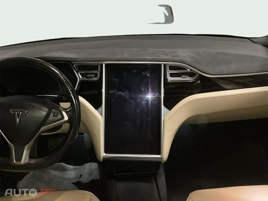 Tesla Model S 75D