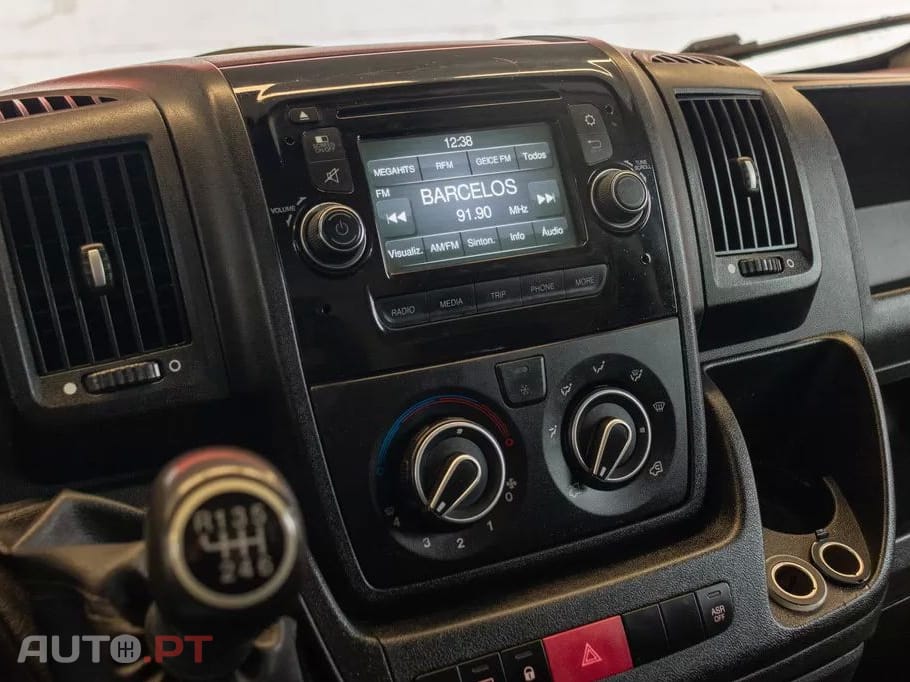 Peugeot Boxer  L2H2 2.2 HDi C/IVA 3 Lug.