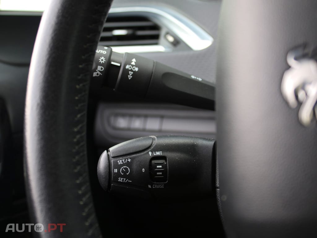 Peugeot 208 1.2 PureTech Style
