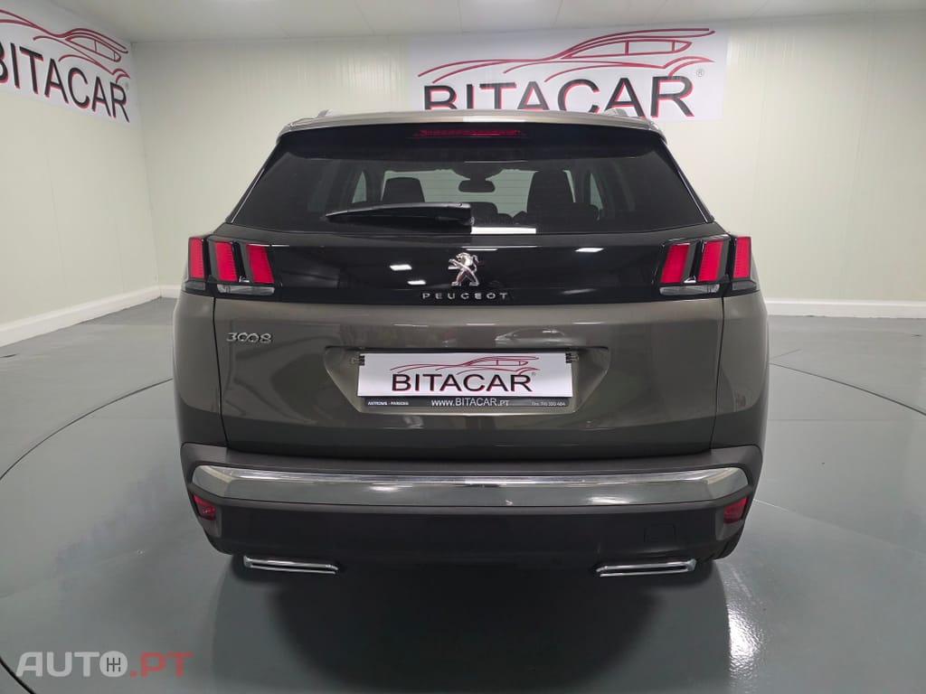 Peugeot 3008 1.5 BlueHDi Active