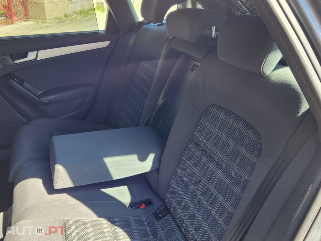 Audi A4 Avant 2.0 TDI multitronic Sport
