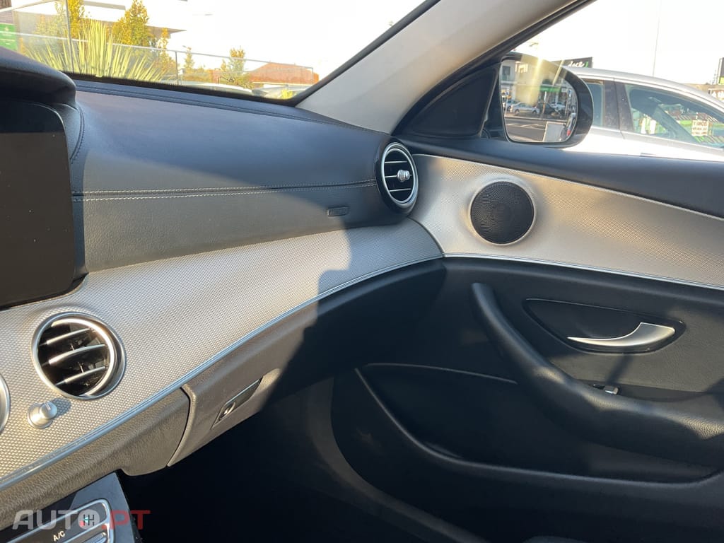 Mercedes-Benz E 220 BlueTEC Avantgarde Auto.
