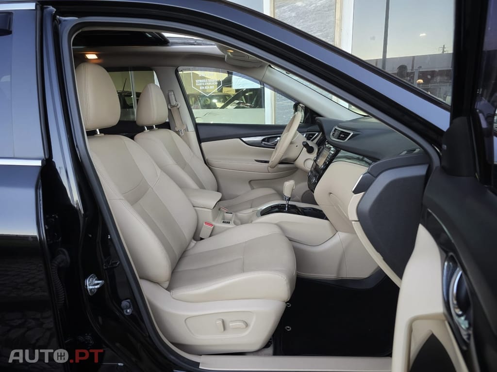 Nissan X-Trail 1.6 dCi Tekna Xtronic