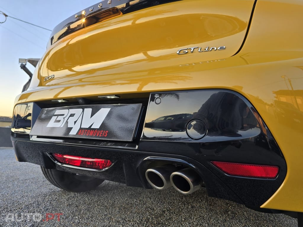 Peugeot 208 1.2 PureTech GT Line EAT8