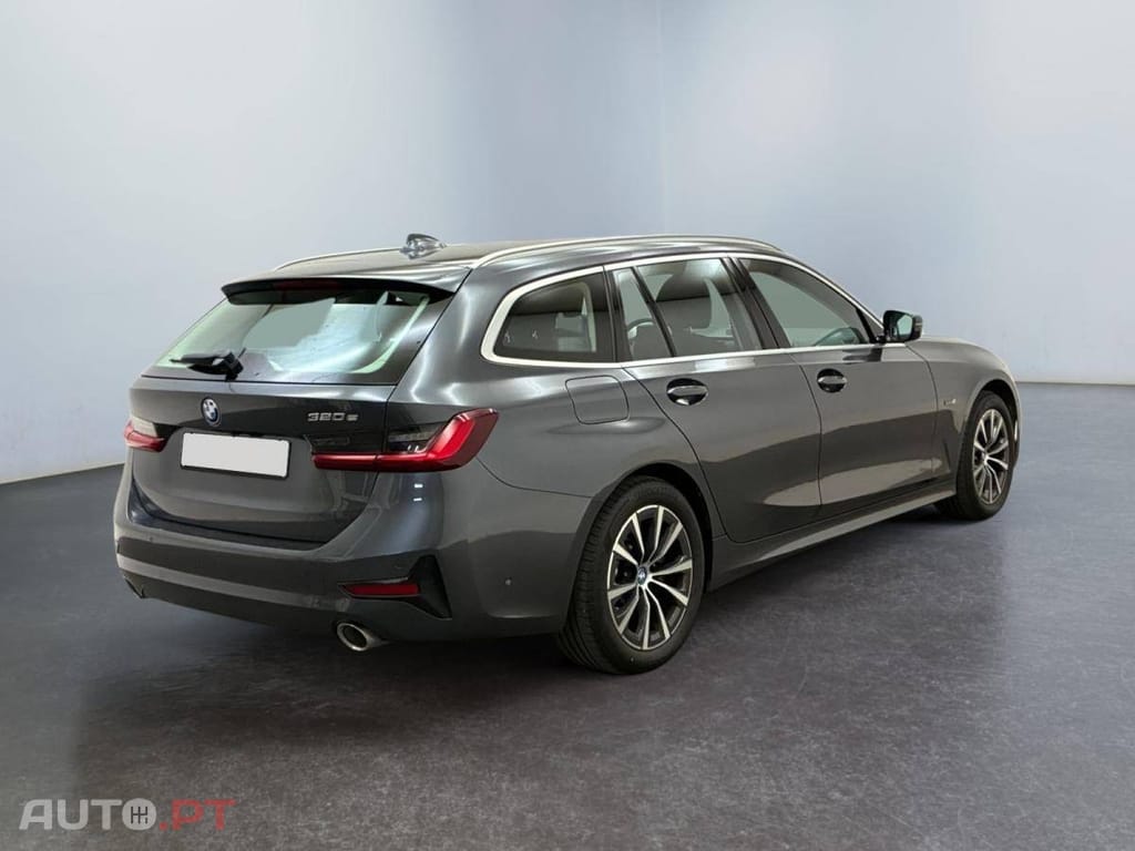 BMW 320 Touring xDrive Design Business