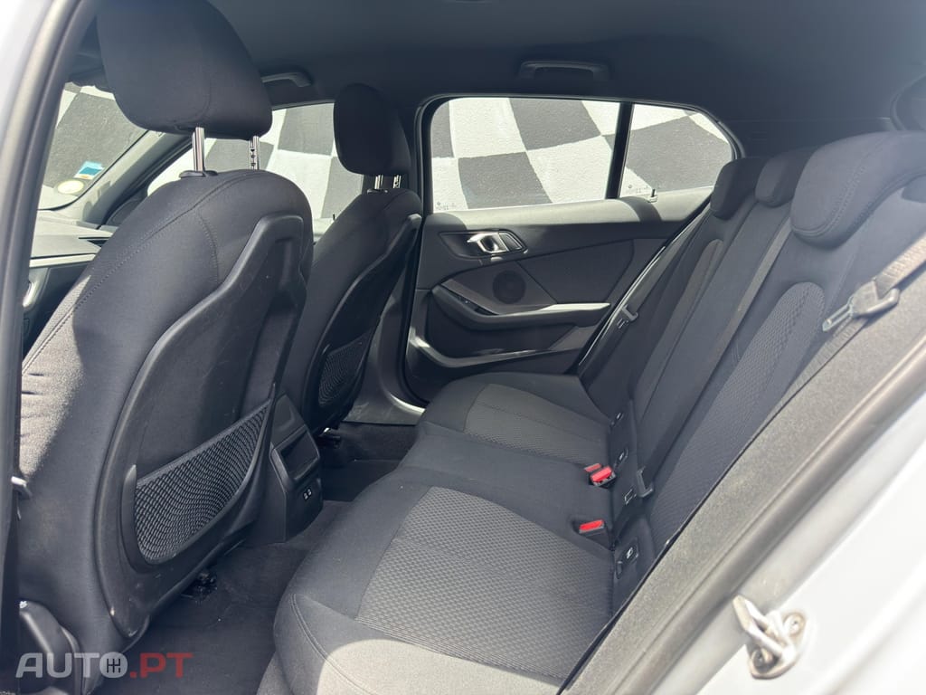 BMW 116 D DCT BUSINESS DESIGN