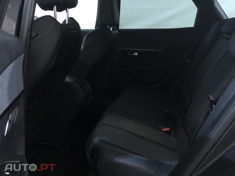 Peugeot 3008 1.5 BlueHDi Allure Pack EAT8